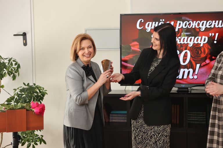 Гостинице «Ашкадар» — 60 лет