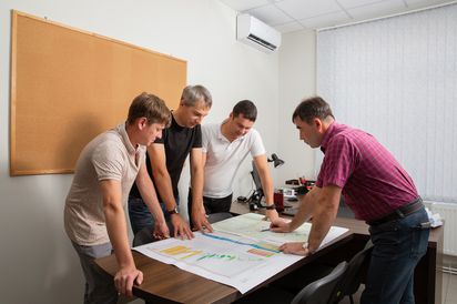 Профессионалы